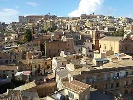 Due milioni di euro per il centro storico