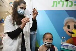 Vaccini ai bambini: la guida su tutto ci&ograve; che si deve sapere tra Faq e Fake