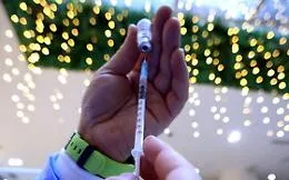 Vaccini in Italia, a dicembre 5,1 mln di  somministrazioni