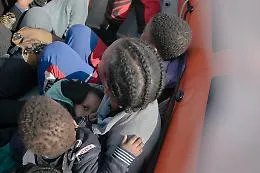Nigeriana in procinto di partorire &egrave; stata evacuata dalla Sea Watch3