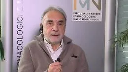 Remuzzi su immunit&agrave; di gregge: &laquo;Precauzioni almeno per altri due anni&raquo;