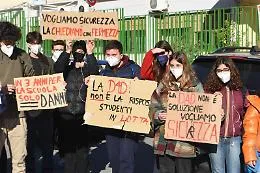 Covid, a Catania protestano studenti dello "Spedalieri": &laquo;La Dad non &egrave; una risposta&raquo;