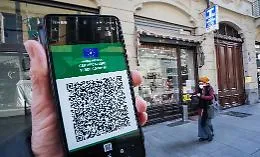 Obbligo Green pass per entrare da barbieri e parrucchieri: ecco invece dove l'ingresso sar&agrave; libero