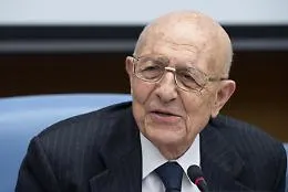 Chi &egrave; Cassese, ministro, giudice, docente dal curriculum sterminato