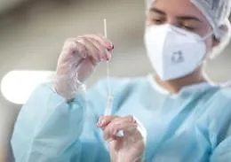 La variante Omicron ha una "sorella": diffusione dei casi anche in Sicilia