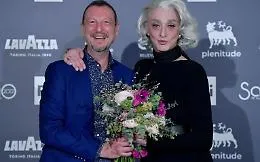 Sanremo, &egrave; il momento di Drusilla Foer: &laquo;Dovevo essere la figura pi&ugrave; scandalosa e invece...&raquo;