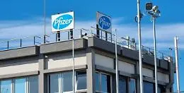 Catania, Pfizer annuncia 130 esuberi e Fratoianni: &laquo;Fanno i milioni e licenziano?&raquo;
