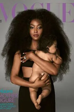 Naomi Campbell: "Ecco mia figlia, non &egrave; stata adottata"