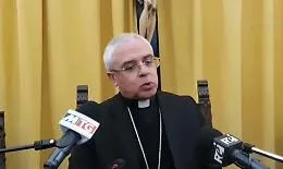 Mons. Luigi Renna, arcivescovo di Catania: &laquo;Per i social servirebbe una "patente"&raquo;