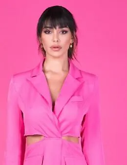 Belen: &laquo;Sono fidanzata con i miei gatti. Ci ho creduto di nuovo e pago le conseguenze&raquo;