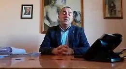Danneggiamenti in citt&agrave;, grido d'allarme del sindaco