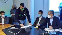 Caterpillar: firmato verbale accordo in Regione Marche