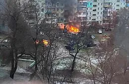 La tregua per i corridoi umanitari non parte. Putin: &laquo;Impedita dai nazionalisti ucraini&raquo; Ma per sindaco di Mariupol "Ci sono violazioni"