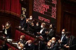 Fine vita:7 deputati Fi e 5 Ci votano a favore in dissenso