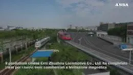 In Cina c'&egrave; il treno a lievitazione magnetica che va a 200 km/h (e senza pilota grazie al 5G)