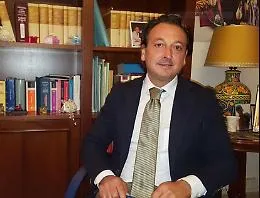 Forza Italia, i ribelli alzano il tiro: sfiducia al capogruppo di Miccich&egrave;