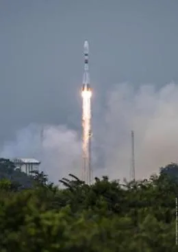 Parte la Soyuz, 3 russi verso Stazione spaziale: attesa per accoglienza a bordo