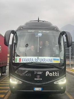 Il "Bus di Carla" a Lamezia Terme: pronta accoglienza dei profughi in Sicilia