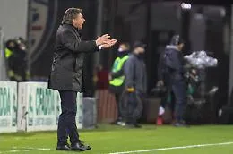 Mazzarri: "Se giocheremo sempre cos&igrave; ci salviamo"