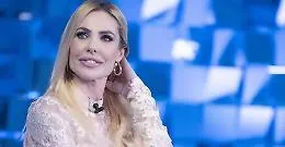 Ilary Blasi "smonta" il gossip sulla fine del suo matrimonio: &laquo;E' stato schifoso. Ecco la verit&agrave;&raquo;