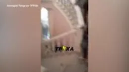 Mariupol, sotto il teatro bombardato dai russi almeno 300 morti