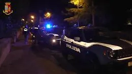 Lite per una ragazza finisce nel sangue: gravissimo 19enne colpito con una spranga di ferro