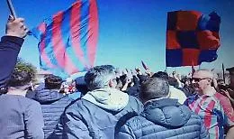 Mille tifosi a Torre del Grifo per l&rsquo;&ldquo;ultimo saluto&rdquo; al Calcio Catania: tra cori e lacrime