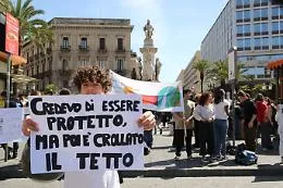 La protesta degli studenti del Boggio Lera: "Chiediamo sicurezza"