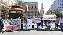 Catania,studenti del Boggio Lera in piazza: "Vogliamo una scuola pi&ugrave; sicura"