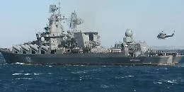 Danni all'ammiraglia russa Moskva che non &egrave; affondata ma resta fuori combattimento