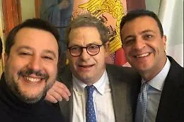 Centrodestra a pezzi in Sicilia, l'ira di FdI contro Lega e Forza Italia: &laquo;Intervenga Berlusconi&raquo;