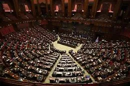 Def:bozza risoluzione,collaborare su delega fisco,gi&ugrave; tasse