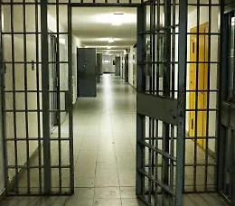 Colp&igrave; 19enne con spranga di ferro, aggressore lascia il carcere