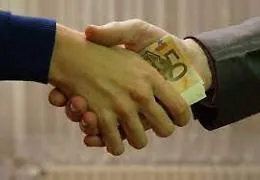 La mafia, la politica e la sfiducia degli studenti: per 8 su 10 c'&egrave; un rapporto "forte"
