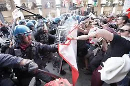 1 maggio: rapporto Digos, riconosciuti 150 antagonisti