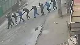 Cos&igrave; i russi hanno massacrato i civili a Bucha: il video choc del NYT