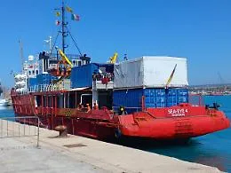 Migranti: verso lo stop alle navi quarantena