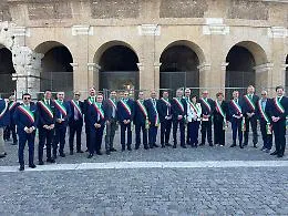 Festa della Repubblica, 20 sindaci siciliani alla parata a Roma