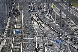 Treno Av: dissequestra area, analisi su rotaia deformata