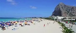 Turista tedesco colto da malore annega a San Vito lo Capo