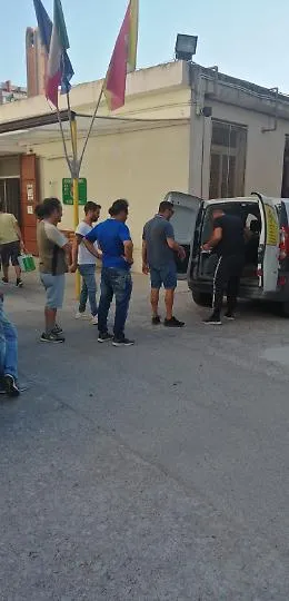 Palermo: precari ex Pip ridipingono scuola