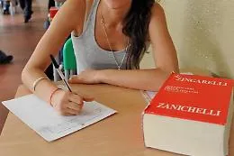 Notte prima degli esami per 500mila studenti, la guerra la traccia pi&ugrave; gettonata