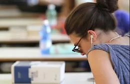 Maturit&agrave;, si parte con la prova scritta di italiano: attesa per 49 mila studenti siciliani