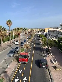 San Leone, rottura della fogna sul lungomare Falcone e Borsellino: strada chiusa e viabilit&agrave; stravolta