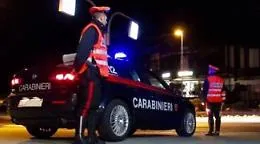 Noto, quattro chili di marijuana nascosti tra le galline: arrestato