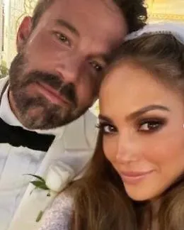 Jennifer Lopez e Ben Affleck sposi a Las Vegas: per lei &egrave; il quarto s&igrave;