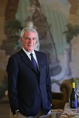 Da Jackie Onassis alle Olimpiadi di Roma  la vita da romanzo di Lucio Tasca D'Almerita, l'ultimo Gattopardo