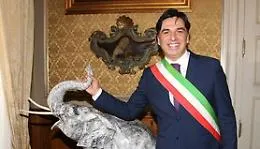 Catania, il sindaco Salvo Pogliese pronto a dimettersi gioved&igrave; in tempo per candidarsi alle Politiche