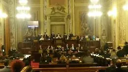 L'Ars approva a notte fonda le variazioni di bilancio