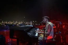 Aka 7even, dopo il successo a Sanremo &egrave; pronto a far ballare la Sicilia: &laquo;Un rapporto speciale con la vostra isola&raquo;